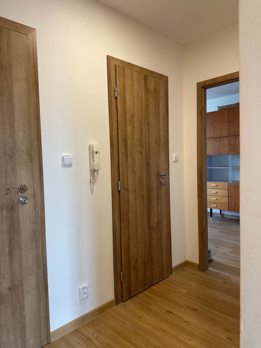 Pronájem bytu 3+1 75 m², Nad Olšinami, Praha, Praha Pronájem bytu 3+1 75 m², Nad Olšinami, Praha, Praha