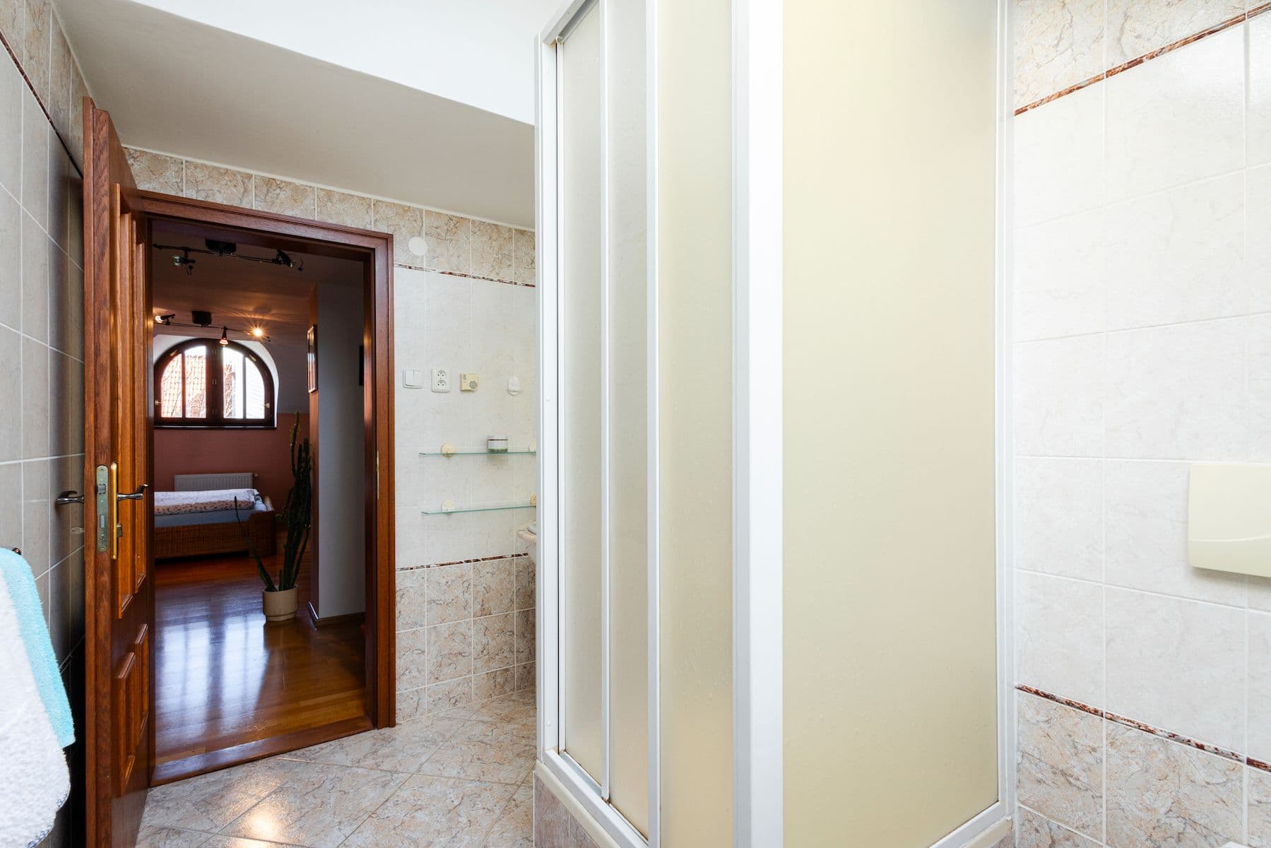 Prodej domu 378 m², pozemek 385 m², Poděbradova, Chomutov, Ústecký kraj Prodej domu 378 m², pozemek 385 m², Poděbradova, Chomutov, Ústecký kraj