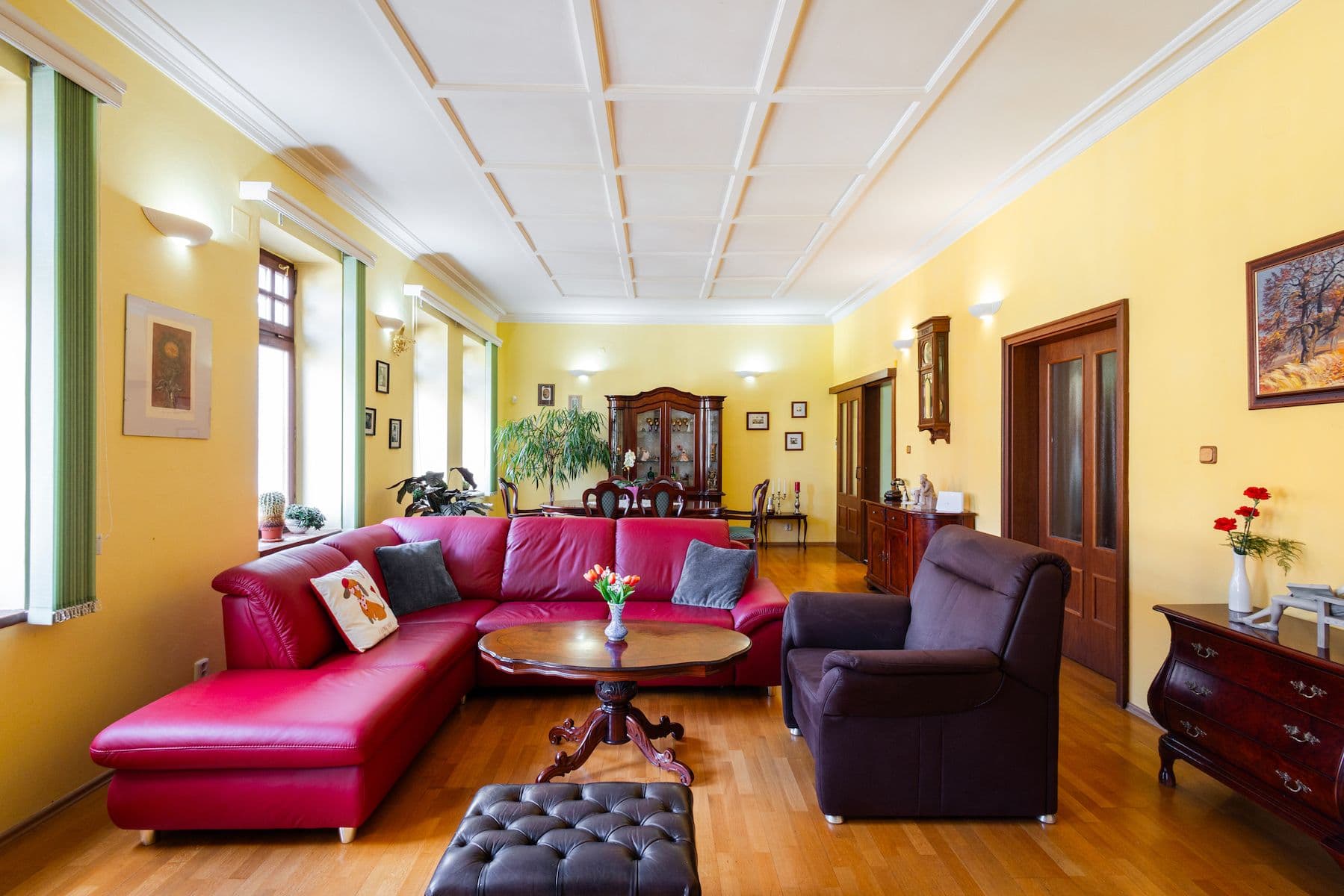 Prodej domu 378 m², pozemek 385 m², Poděbradova, Chomutov, Ústecký kraj Prodej domu 378 m², pozemek 385 m², Poděbradova, Chomutov, Ústecký kraj