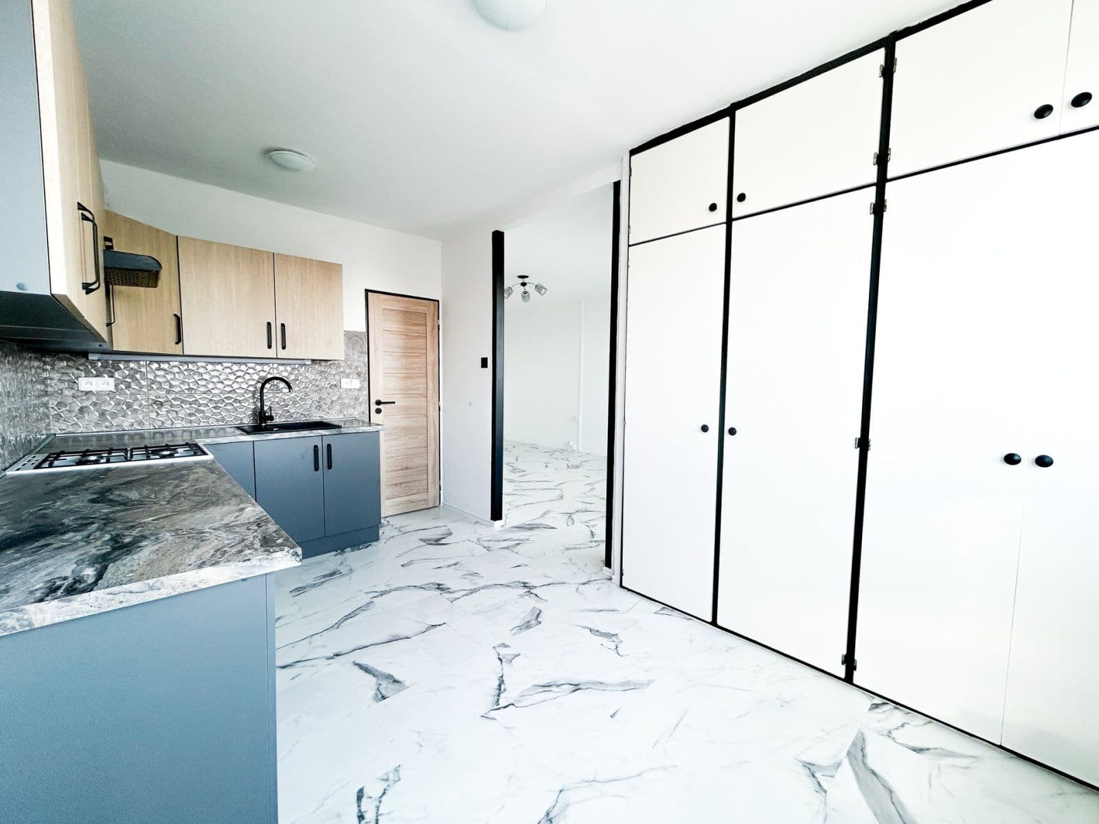 Pronájem bytu 3+1 68 m², Šiškova, Praha, Praha Pronájem bytu 3+1 68 m², Šiškova, Praha, Praha