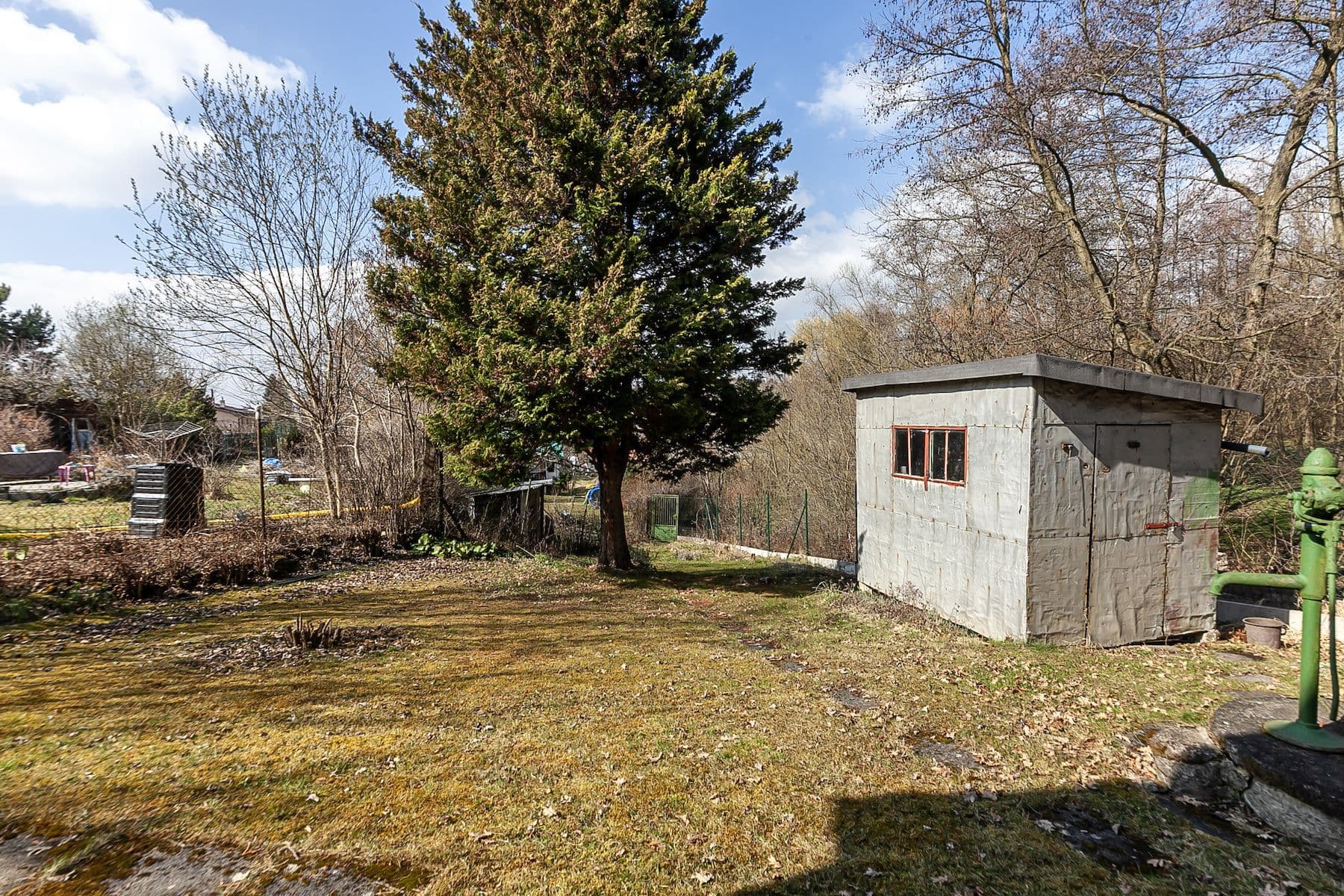 Prodej chaty, chalupy 50 m², pozemek 409 m², Psáry, Středočeský kraj Prodej chaty, chalupy 50 m², pozemek 409 m², Psáry, Středočeský kraj