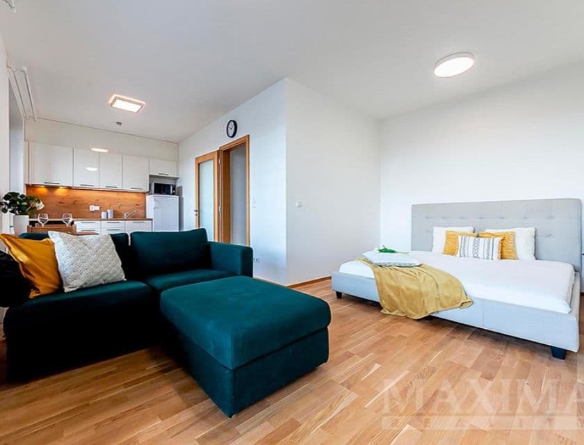 Prodej bytu 1+kk 40 m², Argentinská, Praha, Praha Prodej bytu 1+kk 40 m², Argentinská, Praha, Praha