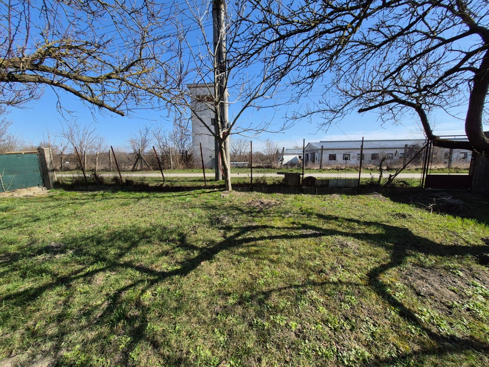 Prodej pozemku 1.200 m², Vojka nad Dunajom, Trnavský kraj Prodej pozemku 1.200 m², Vojka nad Dunajom, Trnavský kraj