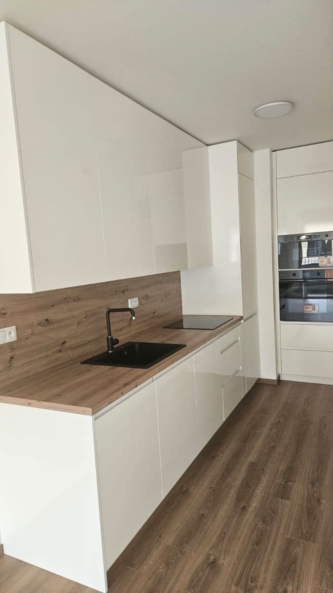 Pronájem bytu 2+kk 59 m², Domalípova, Praha, Praha Pronájem bytu 2+kk 59 m², Domalípova, Praha, Praha