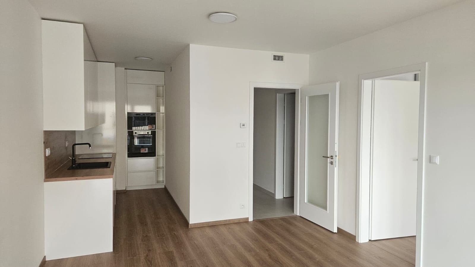 Pronájem bytu 2+kk 59 m², Domalípova, Praha, Praha Pronájem bytu 2+kk 59 m², Domalípova, Praha, Praha