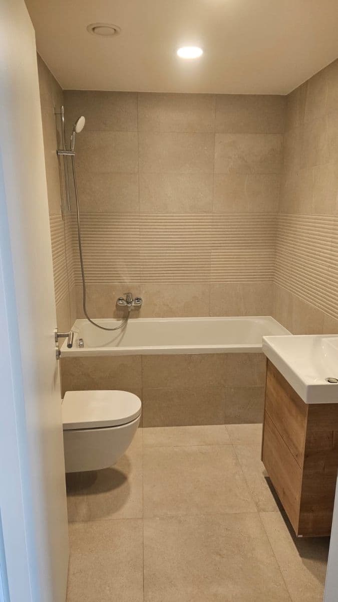 Pronájem bytu 2+kk 59 m², Domalípova, Praha, Praha Pronájem bytu 2+kk 59 m², Domalípova, Praha, Praha