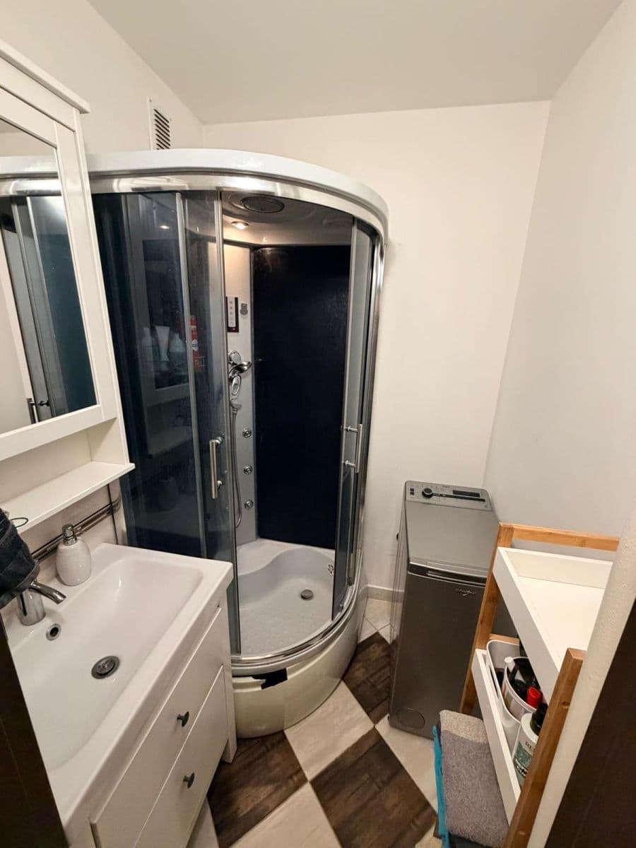 Pronájem bytu 2+kk 54 m², Masarykova, Roztoky, Středočeský kraj Pronájem bytu 2+kk 54 m², Masarykova, Roztoky, Středočeský kraj