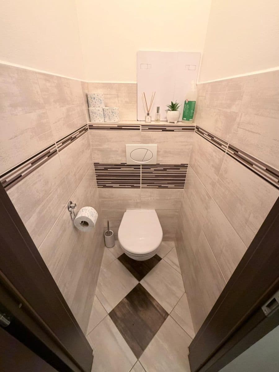 Pronájem bytu 2+kk 54 m², Masarykova, Roztoky, Středočeský kraj Pronájem bytu 2+kk 54 m², Masarykova, Roztoky, Středočeský kraj