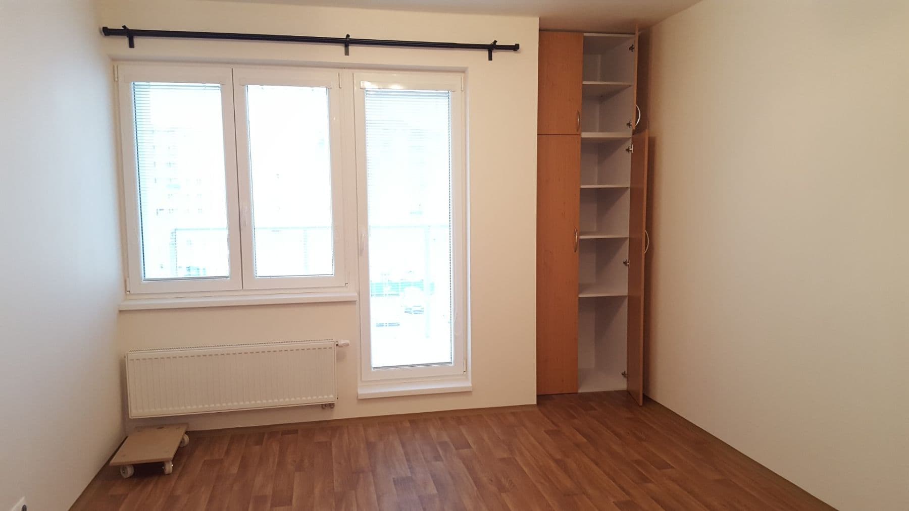 Pronájem bytu 2+kk 43 m², V Honech, Klecany, Středočeský kraj Pronájem bytu 2+kk 43 m², V Honech, Klecany, Středočeský kraj