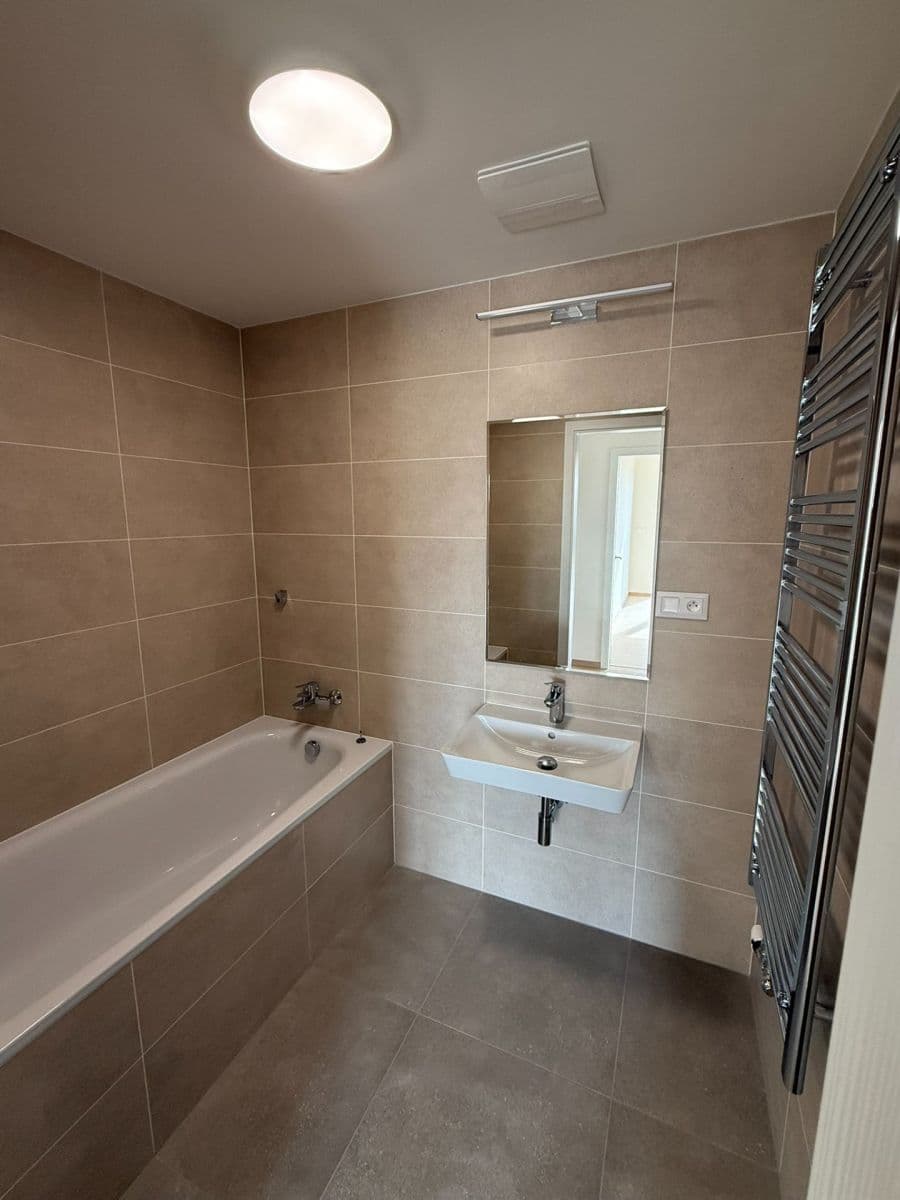 Pronájem bytu 3+kk 74 m², Haenkeho, Praha, Praha Pronájem bytu 3+kk 74 m², Haenkeho, Praha, Praha