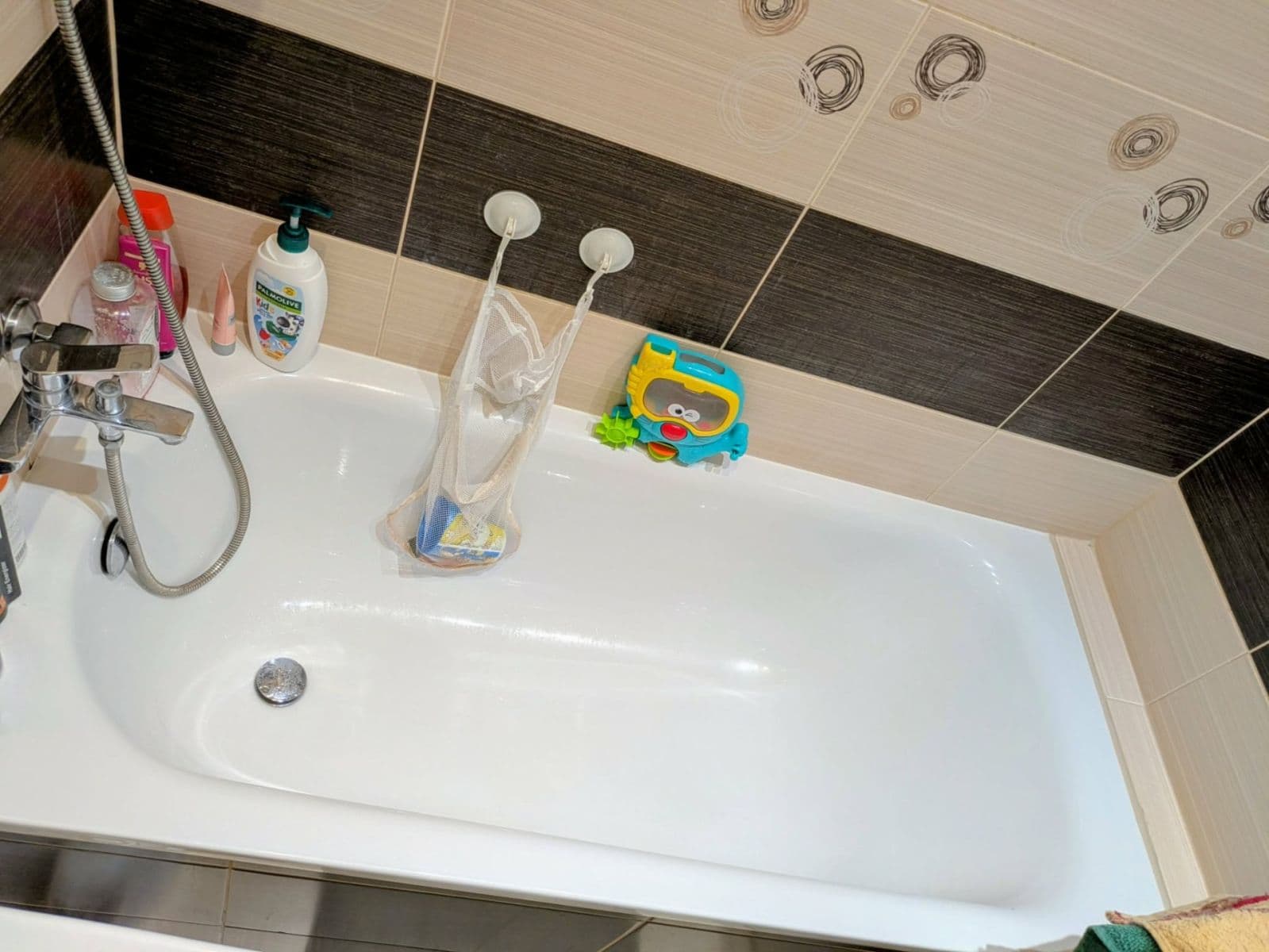 Prodej bytu 2+1 56 m², Jiráskova, Lužec nad Vltavou, Středočeský kraj Prodej bytu 2+1 56 m², Jiráskova, Lužec nad Vltavou, Středočeský kraj