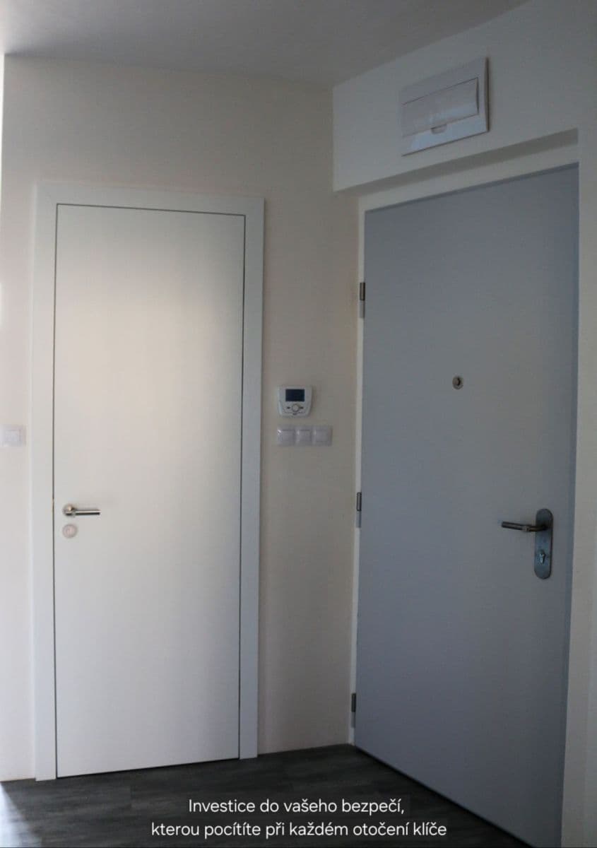 Pronájem bytu 2+kk 46 m², Renneská třída, Brno, Jihomoravský kraj Pronájem bytu 2+kk 46 m², Renneská třída, Brno, Jihomoravský kraj