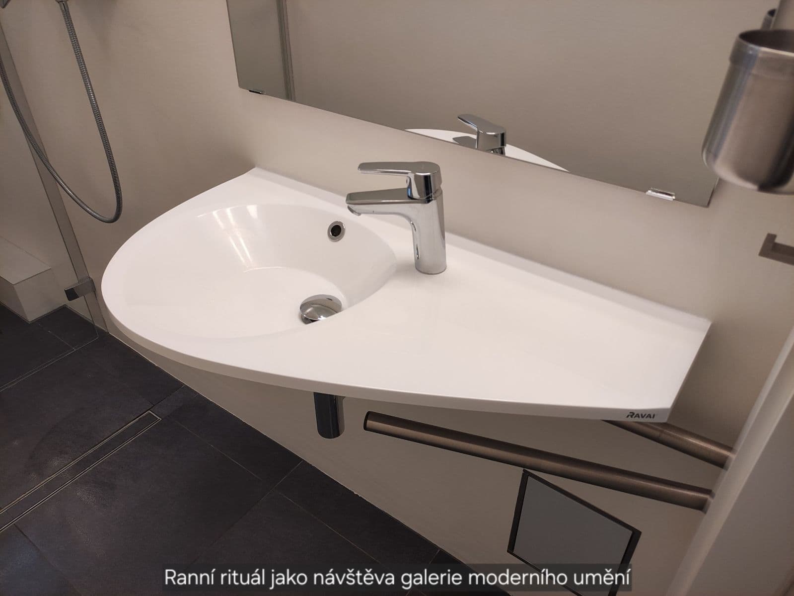 Pronájem bytu 2+kk 46 m², Renneská třída, Brno, Jihomoravský kraj Pronájem bytu 2+kk 46 m², Renneská třída, Brno, Jihomoravský kraj