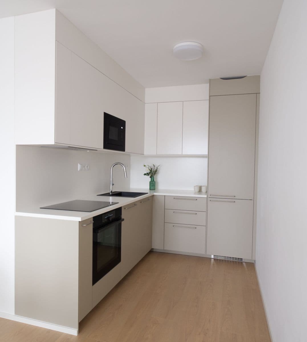 Prodej bytu 2+kk 48 m², Kloboukova, Praha, Praha Prodej bytu 2+kk 48 m², Kloboukova, Praha, Praha