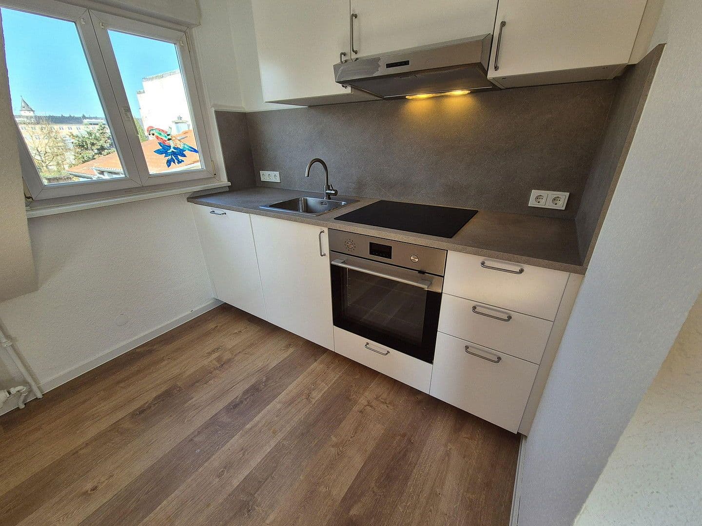 Pronájem bytu 2+1 47 m², Zehntenhofstr. 37, Wiesbaden, Hessen Pronájem bytu 2+1 47 m², Zehntenhofstr. 37, Wiesbaden, Hessen