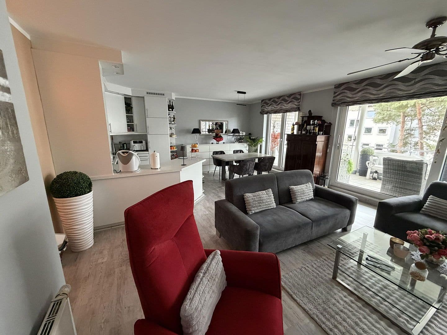 Pronájem bytu 3+1 88 m², Langen, Hessen Pronájem bytu 3+1 88 m², Langen, Hessen