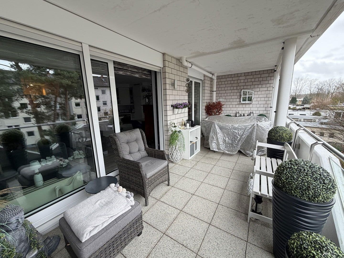 Pronájem bytu 3+1 88 m², Langen, Hessen Pronájem bytu 3+1 88 m², Langen, Hessen