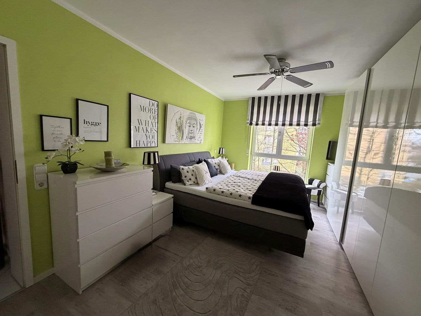 Pronájem bytu 3+1 88 m², Langen, Hessen Pronájem bytu 3+1 88 m², Langen, Hessen