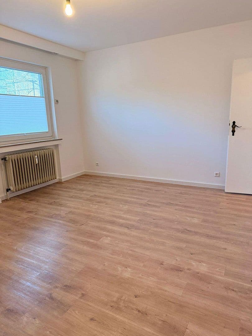 Pronájem bytu 3+1 78 m², Köln, Severní Porýní-Vestfálsko Pronájem bytu 3+1 78 m², Köln, Severní Porýní-Vestfálsko