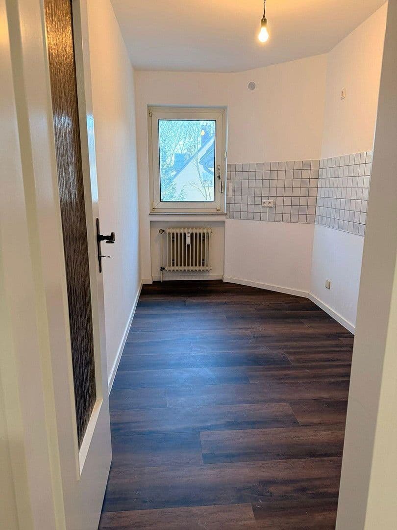 Pronájem bytu 3+1 78 m², Köln, Severní Porýní-Vestfálsko Pronájem bytu 3+1 78 m², Köln, Severní Porýní-Vestfálsko