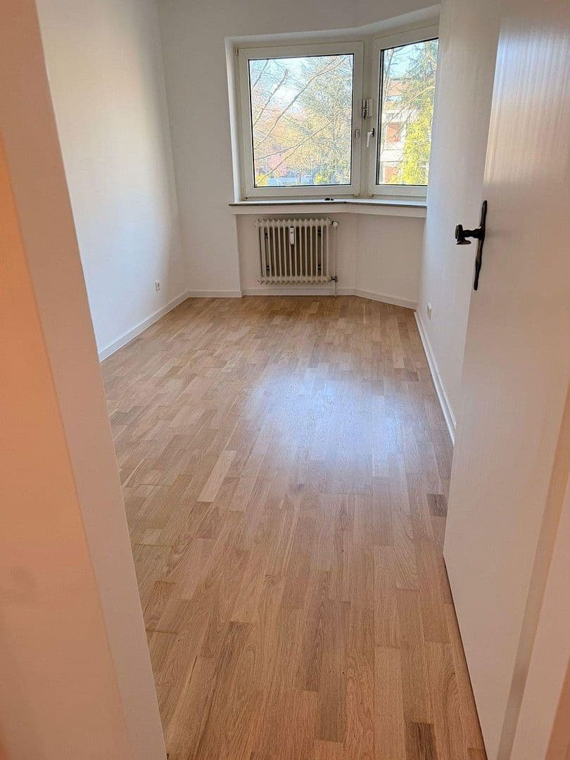 Pronájem bytu 3+1 78 m², Köln, Severní Porýní-Vestfálsko Pronájem bytu 3+1 78 m², Köln, Severní Porýní-Vestfálsko