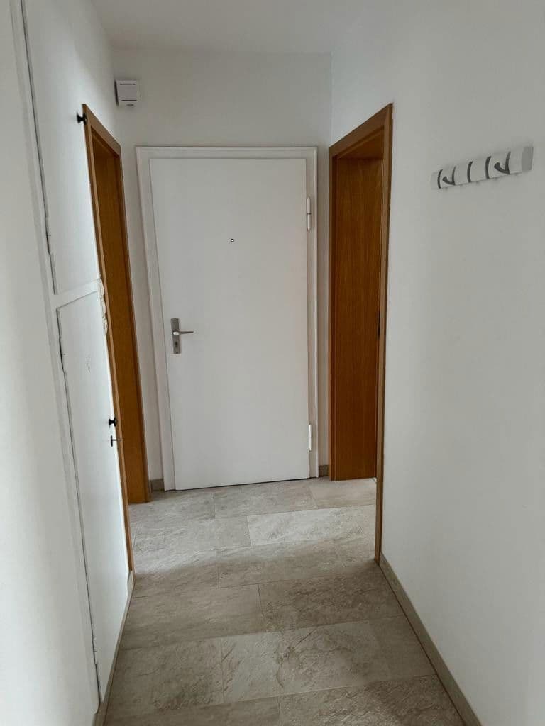Pronájem bytu 2+1 54 m², Stuttgart-Büsnau, Bádensko-Württembersko Pronájem bytu 2+1 54 m², Stuttgart-Büsnau, Bádensko-Württembersko