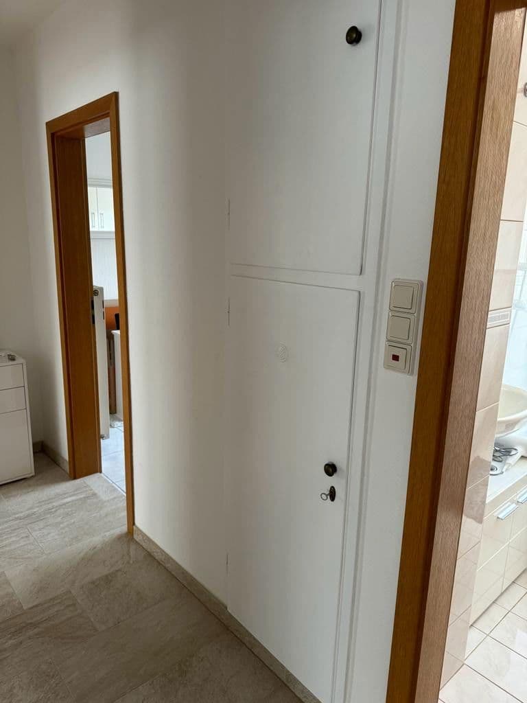 Pronájem bytu 2+1 54 m², Stuttgart-Büsnau, Bádensko-Württembersko Pronájem bytu 2+1 54 m², Stuttgart-Büsnau, Bádensko-Württembersko