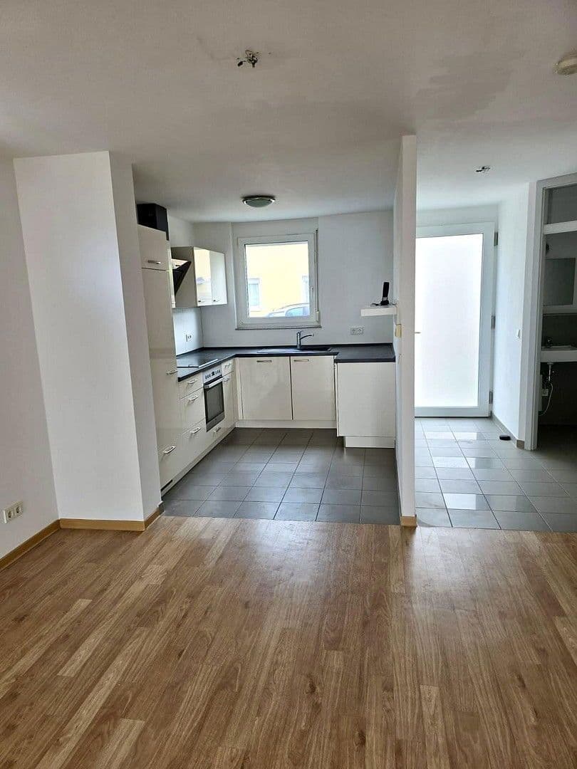 Pronájem domu 134 m², pozemek 197 m², Sprendlingen, Porýní-Falc Pronájem domu 134 m², pozemek 197 m², Sprendlingen, Porýní-Falc
