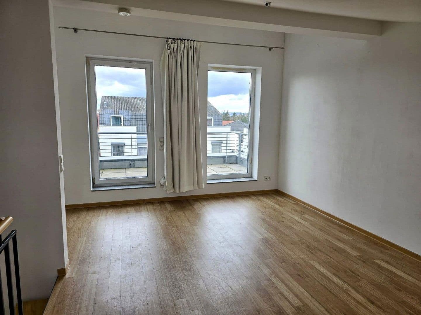 Pronájem domu 134 m², pozemek 197 m², Sprendlingen, Porýní-Falc Pronájem domu 134 m², pozemek 197 m², Sprendlingen, Porýní-Falc