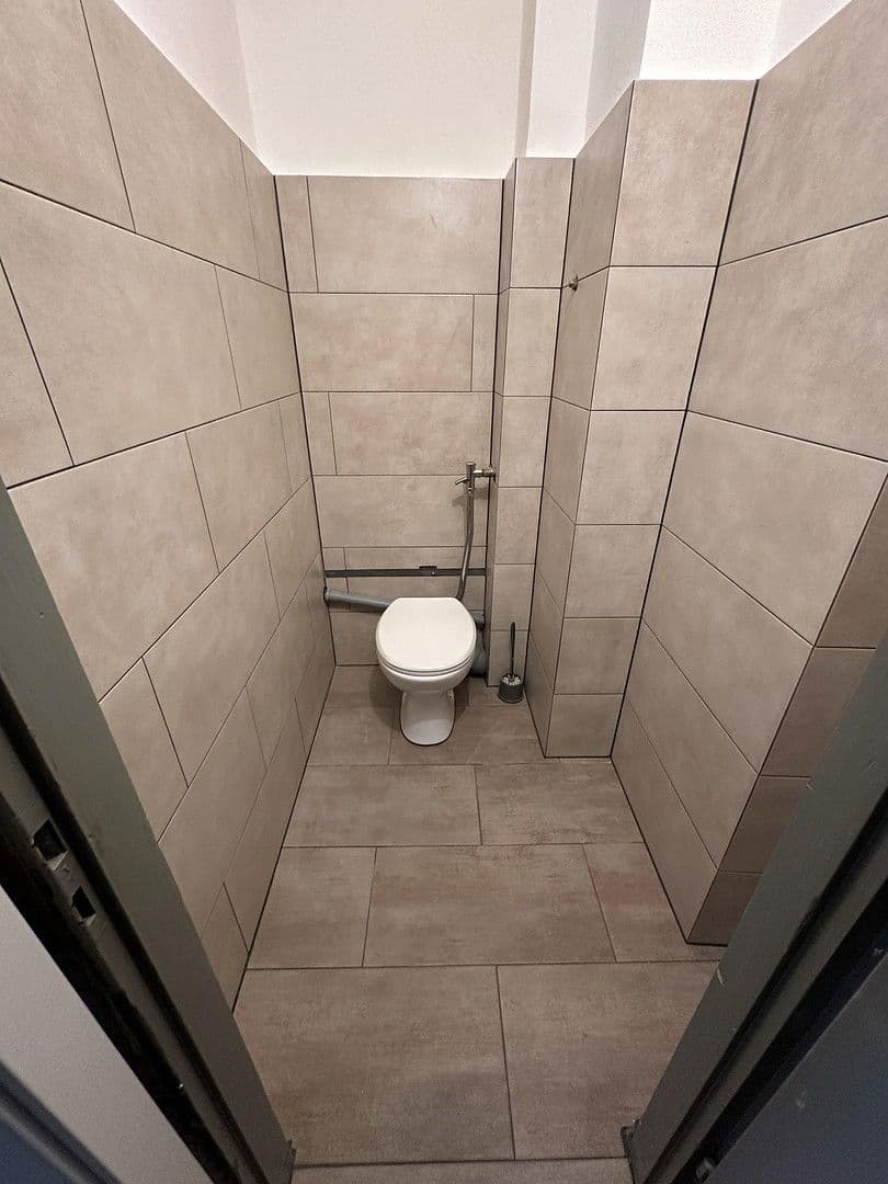 Pronájem bytu 1+1 11 m², Peter-Henlein-Straße 78, Nürnberg, Bavorsko Pronájem bytu 1+1 11 m², Peter-Henlein-Straße 78, Nürnberg, Bavorsko