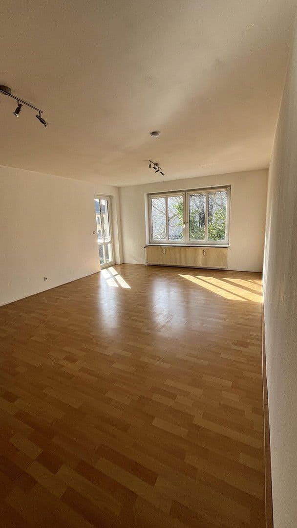 Pronájem bytu 2+1 65 m², Wolfsburger Straße 2e, Wolfsburg, Dolní Sasko Pronájem bytu 2+1 65 m², Wolfsburger Straße 2e, Wolfsburg, Dolní Sasko