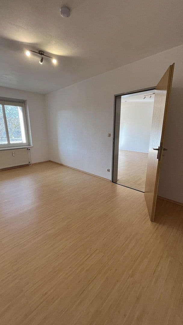 Pronájem bytu 2+1 65 m², Wolfsburger Straße 2e, Wolfsburg, Dolní Sasko Pronájem bytu 2+1 65 m², Wolfsburger Straße 2e, Wolfsburg, Dolní Sasko