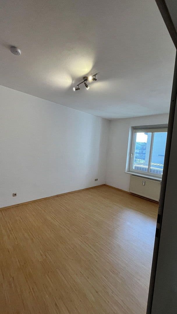 Pronájem bytu 2+1 65 m², Wolfsburger Straße 2e, Wolfsburg, Dolní Sasko Pronájem bytu 2+1 65 m², Wolfsburger Straße 2e, Wolfsburg, Dolní Sasko