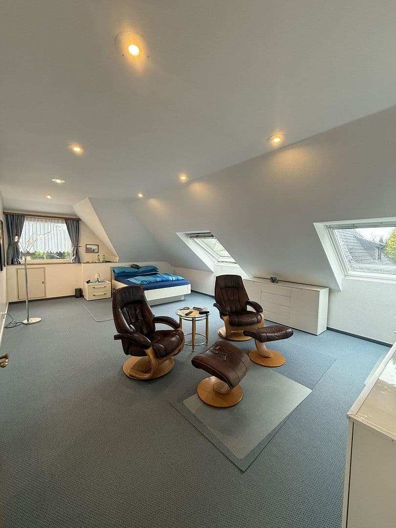 Prodej domu 415 m², pozemek 1.021 m², Kaltenkirchen, Šlesvicko-Holštýnsko Prodej domu 415 m², pozemek 1.021 m², Kaltenkirchen, Šlesvicko-Holštýnsko