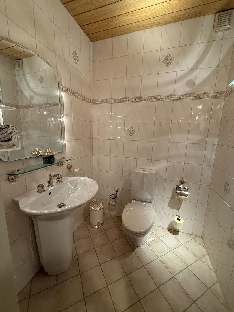 Prodej domu 415 m², pozemek 1.021 m², Kaltenkirchen, Šlesvicko-Holštýnsko Prodej domu 415 m², pozemek 1.021 m², Kaltenkirchen, Šlesvicko-Holštýnsko