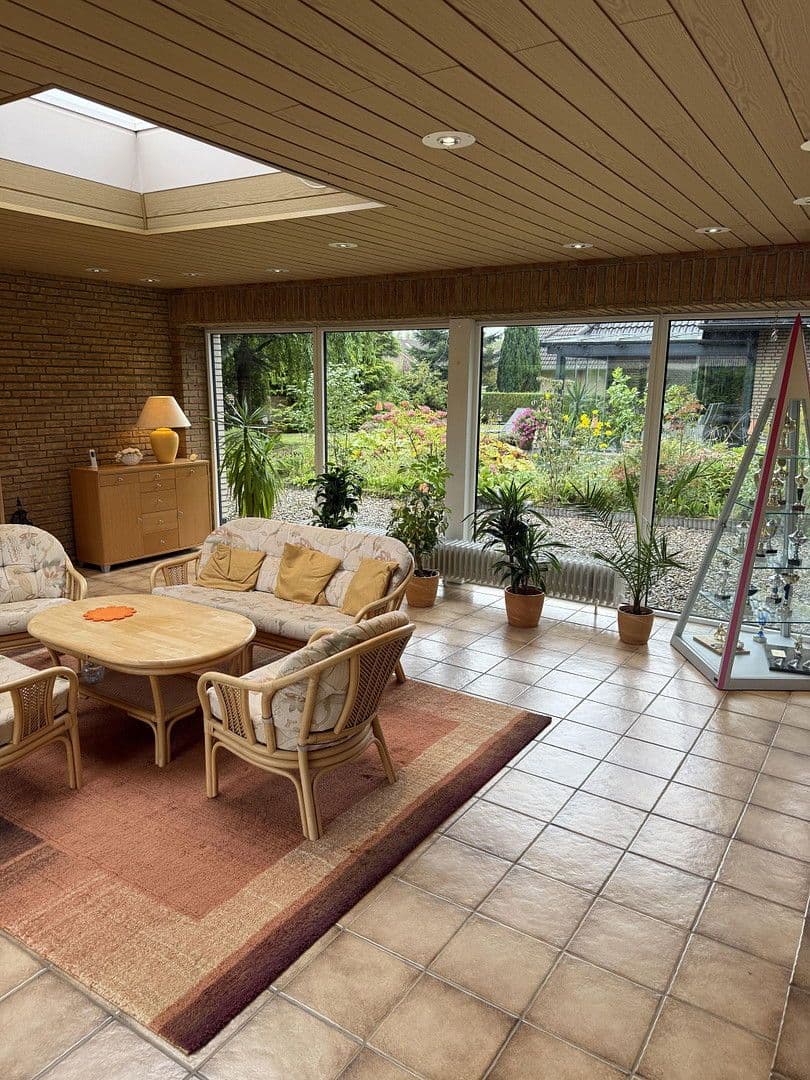 Prodej domu 415 m², pozemek 1.021 m², Kaltenkirchen, Šlesvicko-Holštýnsko Prodej domu 415 m², pozemek 1.021 m², Kaltenkirchen, Šlesvicko-Holštýnsko