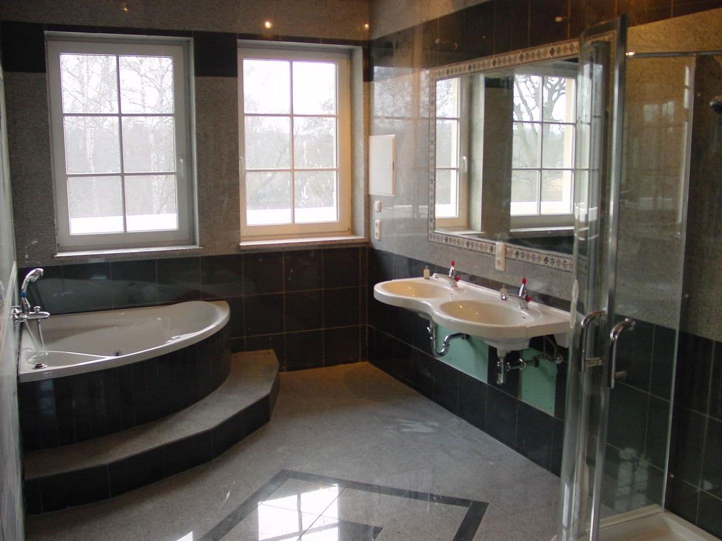 Prodej domu 930 m², pozemek 1.795 m², Stahmelnerstr. 107, Leipzig, Sasko Prodej domu 930 m², pozemek 1.795 m², Stahmelnerstr. 107, Leipzig, Sasko