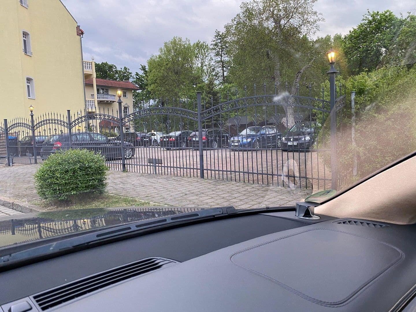 Prodej domu 930 m², pozemek 1.795 m², Stahmelnerstr. 107, Leipzig, Sasko Prodej domu 930 m², pozemek 1.795 m², Stahmelnerstr. 107, Leipzig, Sasko