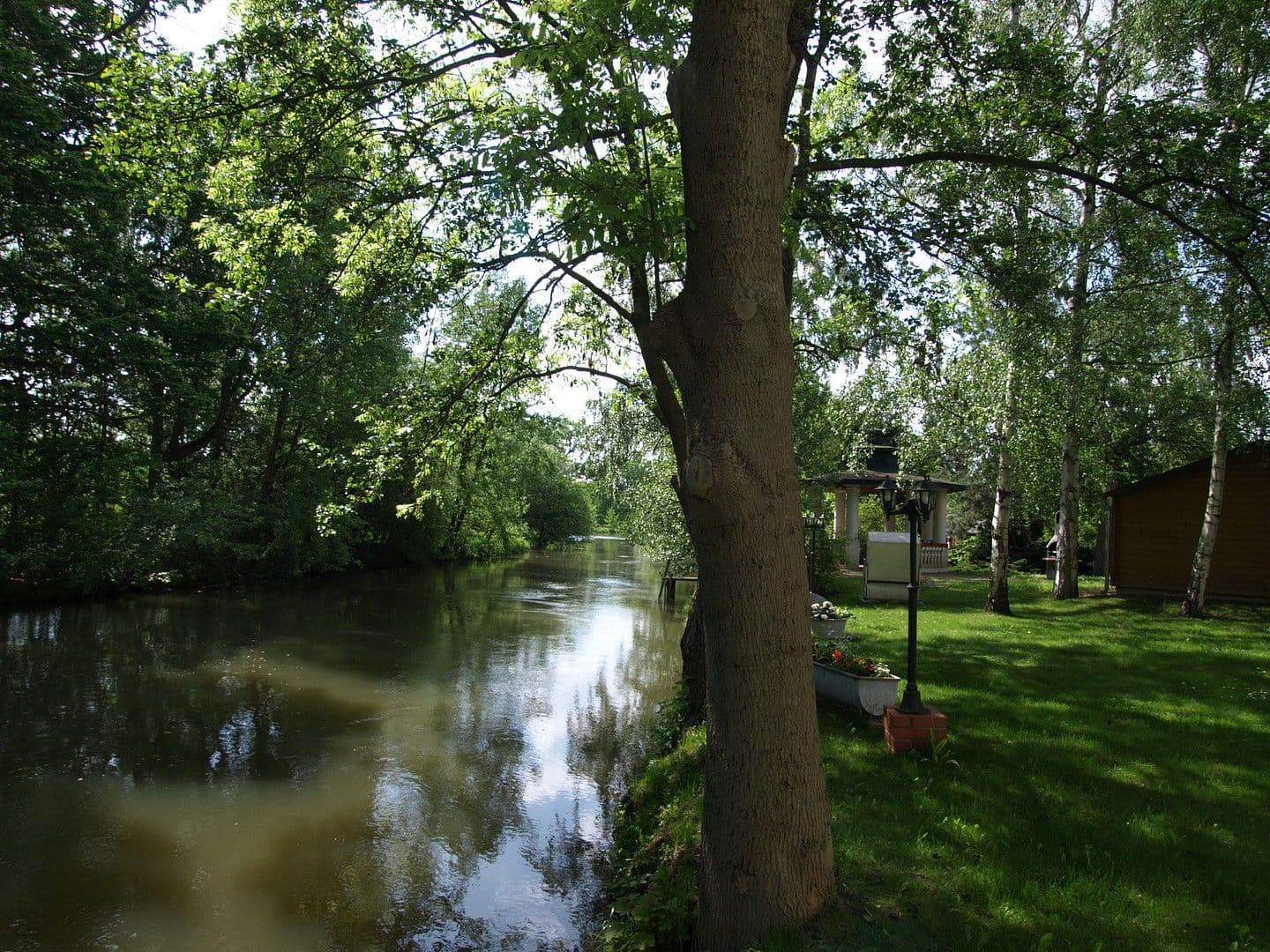 Prodej domu 930 m², pozemek 1.795 m², Stahmelnerstr. 107, Leipzig, Sasko Prodej domu 930 m², pozemek 1.795 m², Stahmelnerstr. 107, Leipzig, Sasko