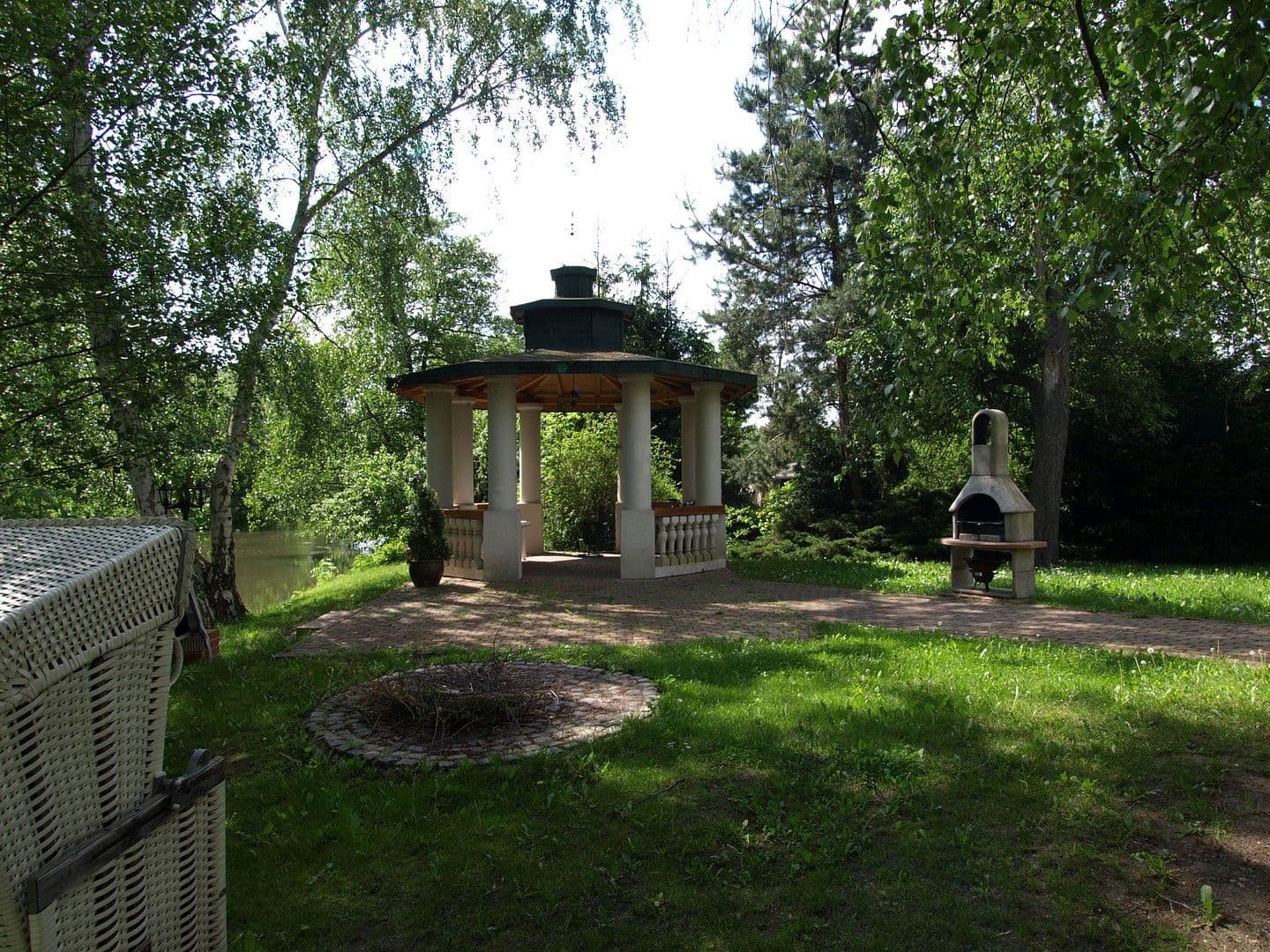 Prodej domu 930 m², pozemek 1.795 m², Stahmelnerstr. 107, Leipzig, Sasko Prodej domu 930 m², pozemek 1.795 m², Stahmelnerstr. 107, Leipzig, Sasko