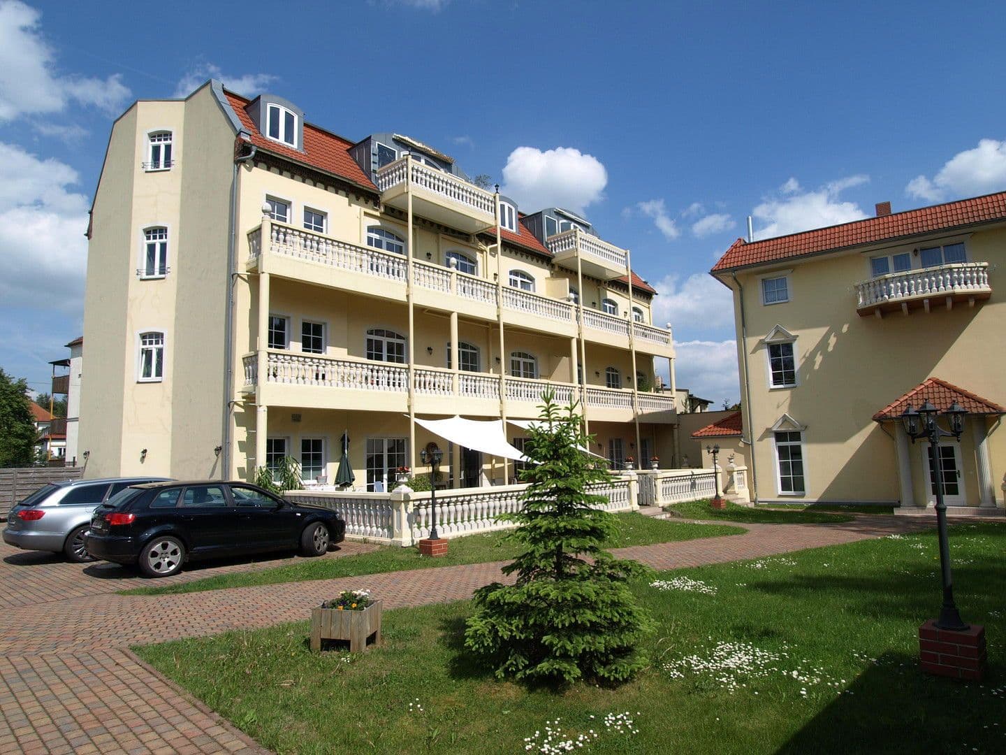 Prodej domu 930 m², pozemek 1.795 m², Stahmelnerstr. 107, Leipzig, Sasko Prodej domu 930 m², pozemek 1.795 m², Stahmelnerstr. 107, Leipzig, Sasko