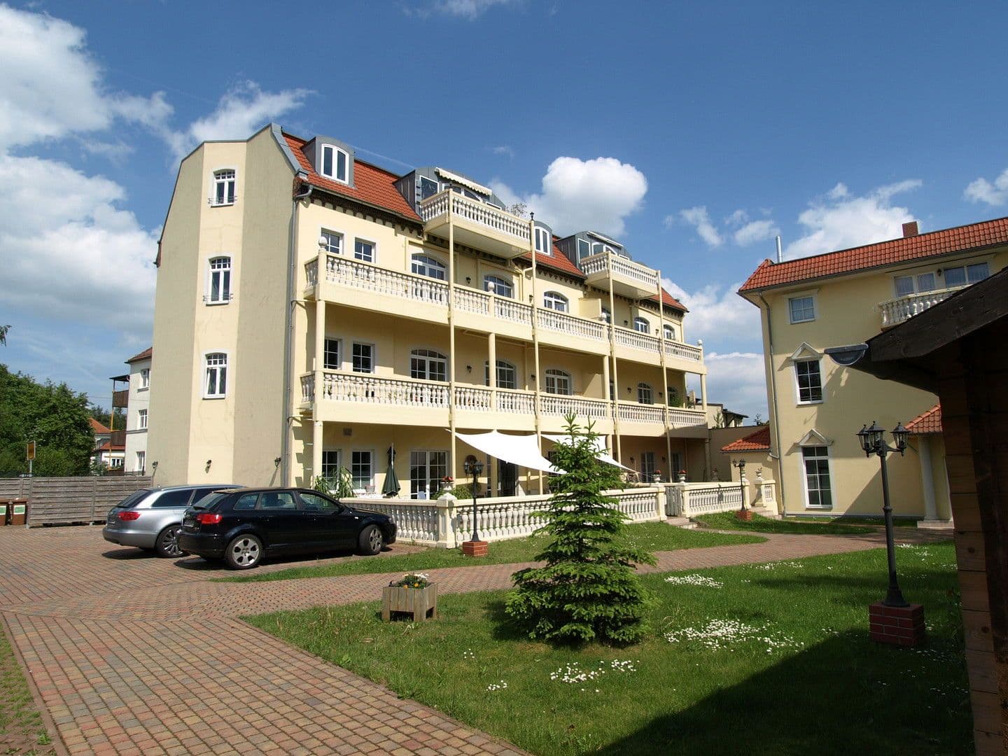 Prodej domu 930 m², pozemek 1.795 m², Stahmelnerstr. 107, Leipzig, Sasko Prodej domu 930 m², pozemek 1.795 m², Stahmelnerstr. 107, Leipzig, Sasko
