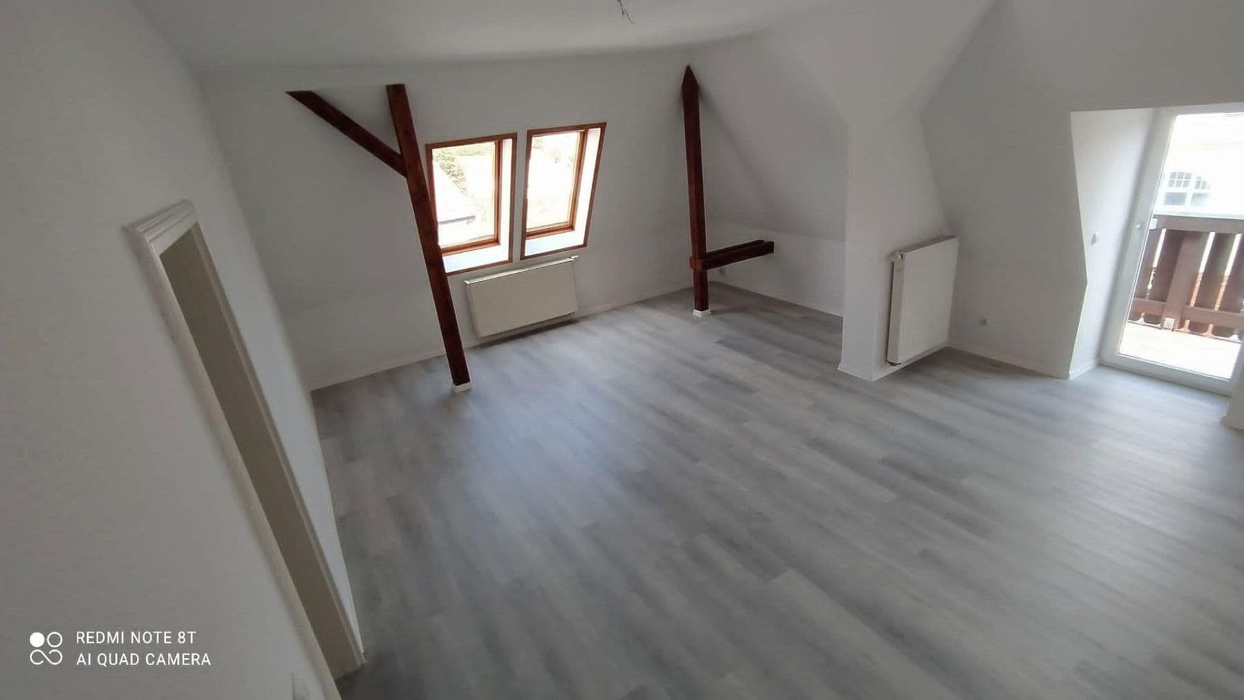Pronájem bytu 2+1 65 m², Südstr. 64, Leipzig, Sasko Pronájem bytu 2+1 65 m², Südstr. 64, Leipzig, Sasko