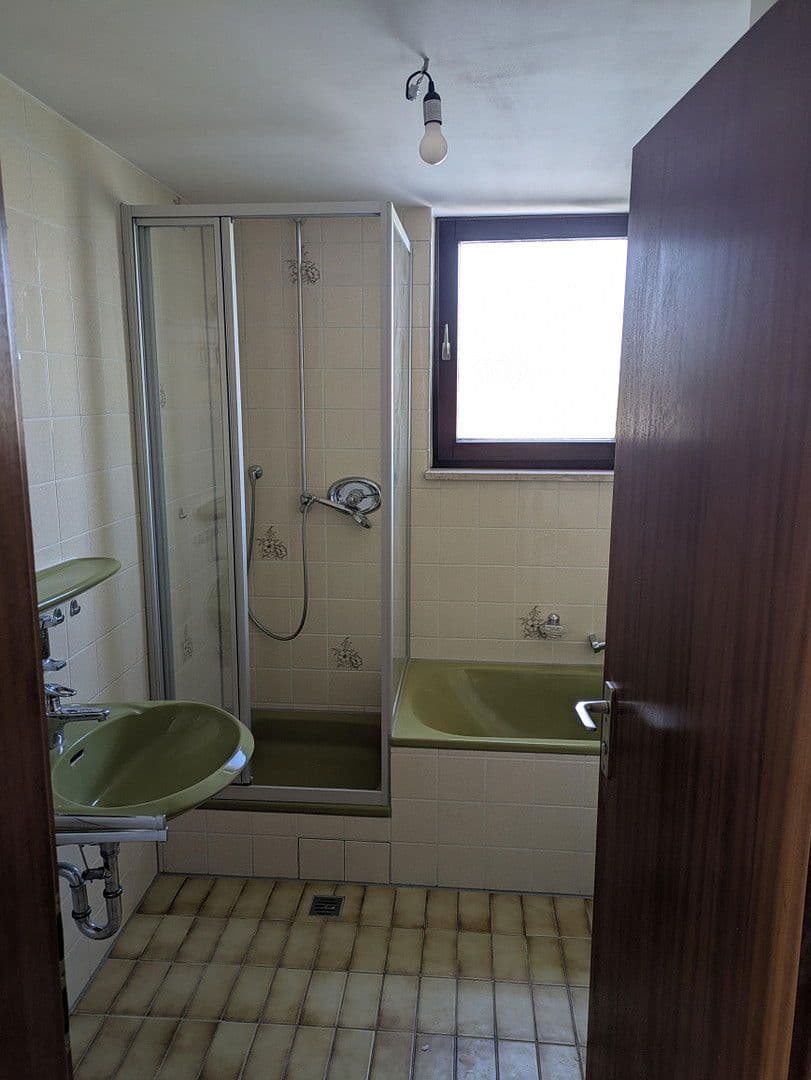 Pronájem bytu 2+1 61 m², Happurger Straße 4, Nürnberg, Bavorsko Pronájem bytu 2+1 61 m², Happurger Straße 4, Nürnberg, Bavorsko