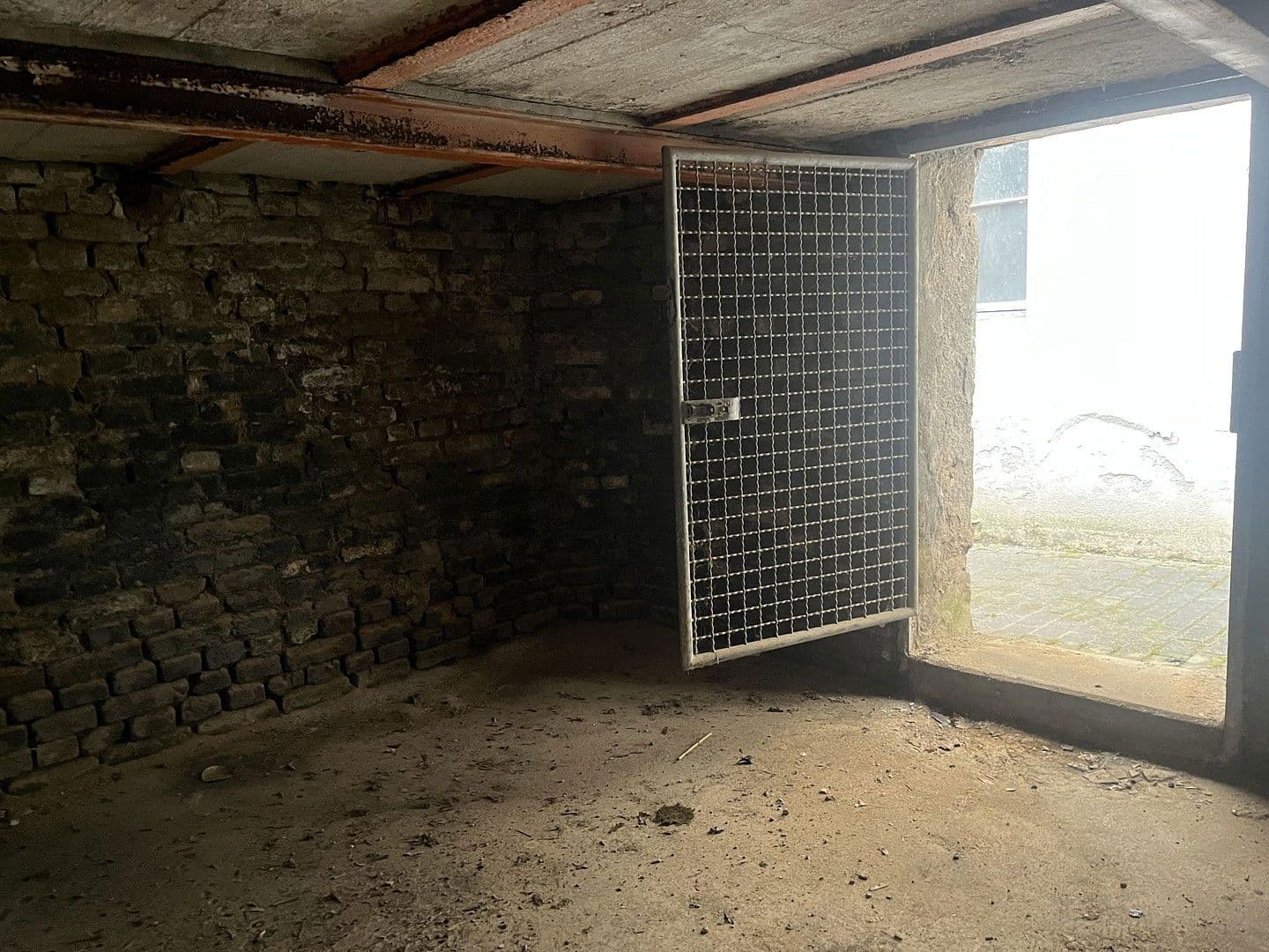 Pronájem nebytového prostoru 76 m², Erbacher Straße 9, Wiesbaden, Hessen Pronájem nebytového prostoru 76 m², Erbacher Straße 9, Wiesbaden, Hessen