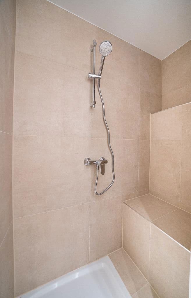 Prodej bytu 3+1 78 m², Waisenhausgasse 10, Köln, Severní Porýní-Vestfálsko Prodej bytu 3+1 78 m², Waisenhausgasse 10, Köln, Severní Porýní-Vestfálsko