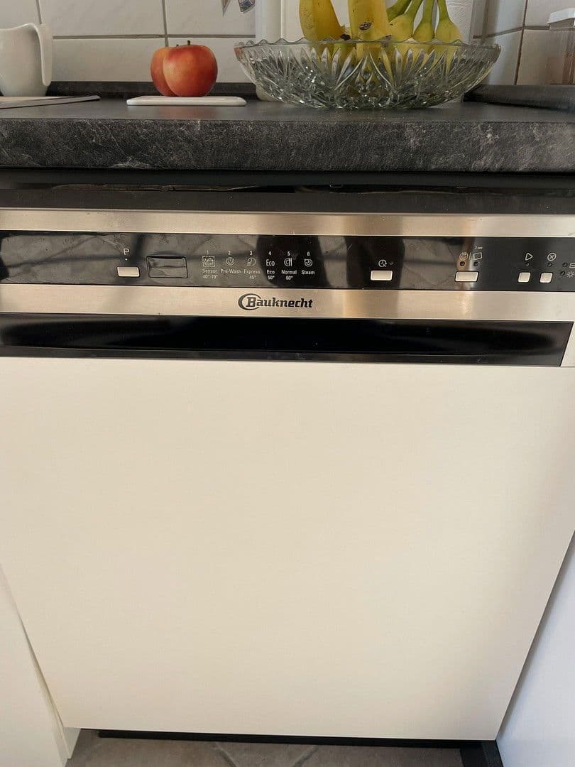 Pronájem bytu 4+1 92 m², Burscheid, Severní Porýní-Vestfálsko Pronájem bytu 4+1 92 m², Burscheid, Severní Porýní-Vestfálsko