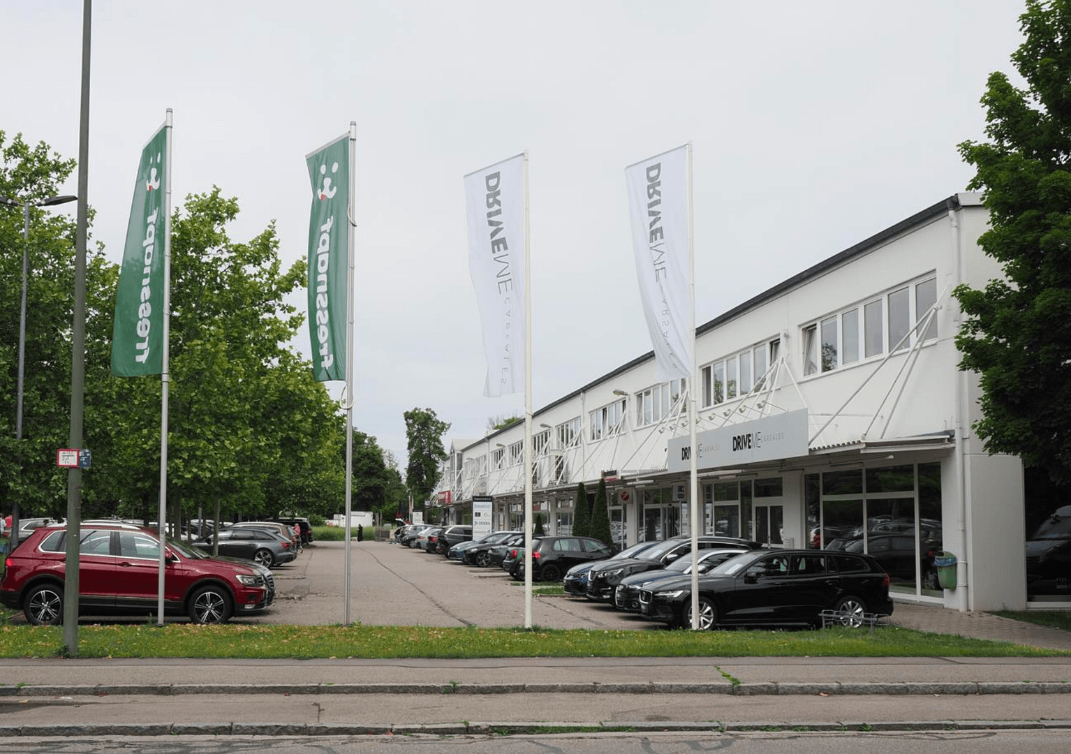 Pronájem nebytového prostoru 800 m², Berghamer Str. 10, Erding, Bavorsko Pronájem nebytového prostoru 800 m², Berghamer Str. 10, Erding, Bavorsko