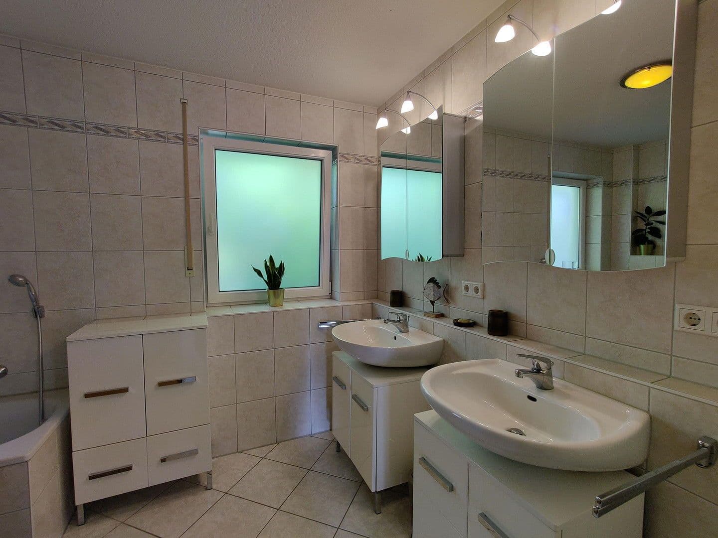 Prodej domu 153 m², pozemek 456 m², München, Bavorsko Prodej domu 153 m², pozemek 456 m², München, Bavorsko