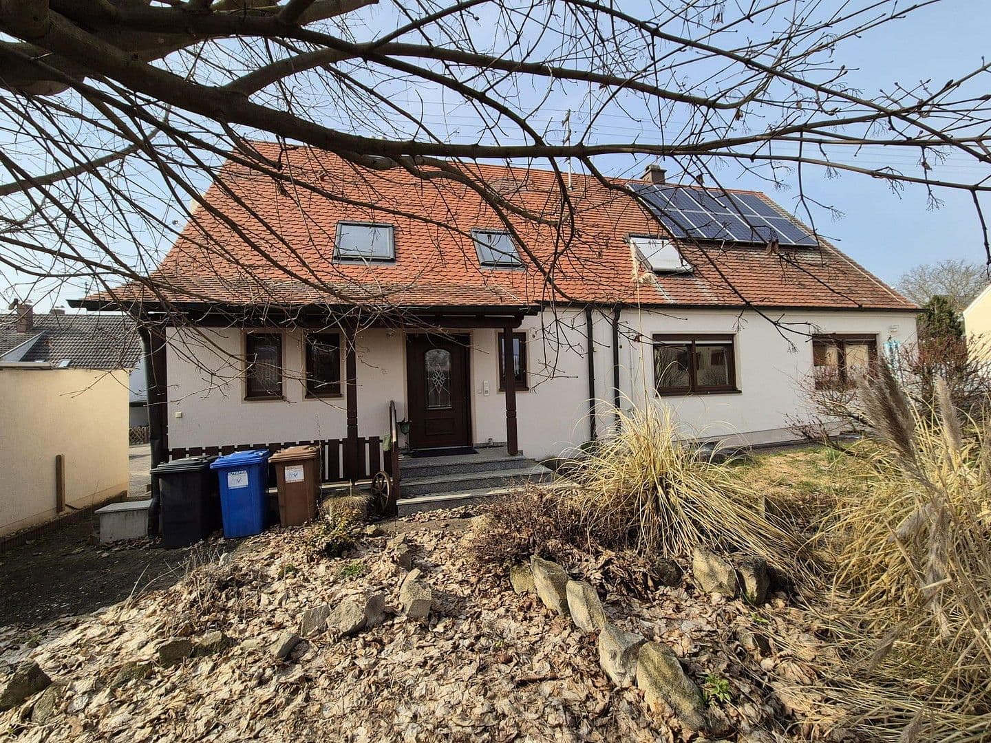 Prodej domu 177 m², pozemek 675 m², Flurstraße 11, 11a, Harburg (Schwaben), Bavorsko Prodej domu 177 m², pozemek 675 m², Flurstraße 11, 11a, Harburg (Schwaben), Bavorsko